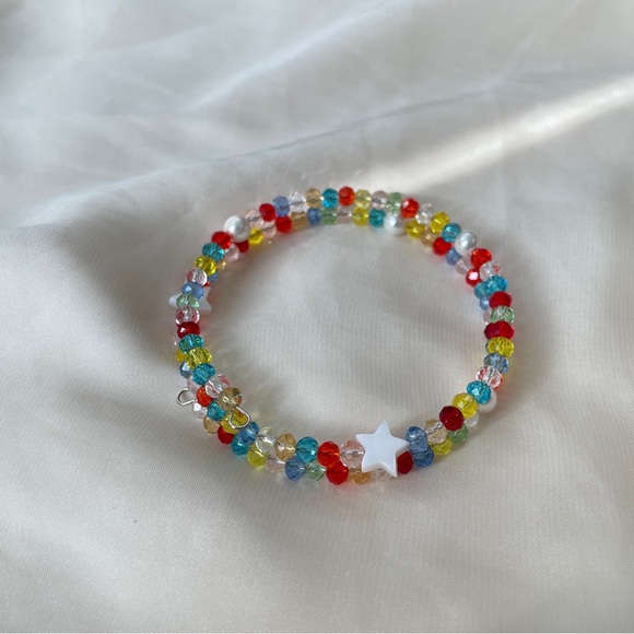 Handmade colorful beaded bangle bracelet - Picture 1 of 2
